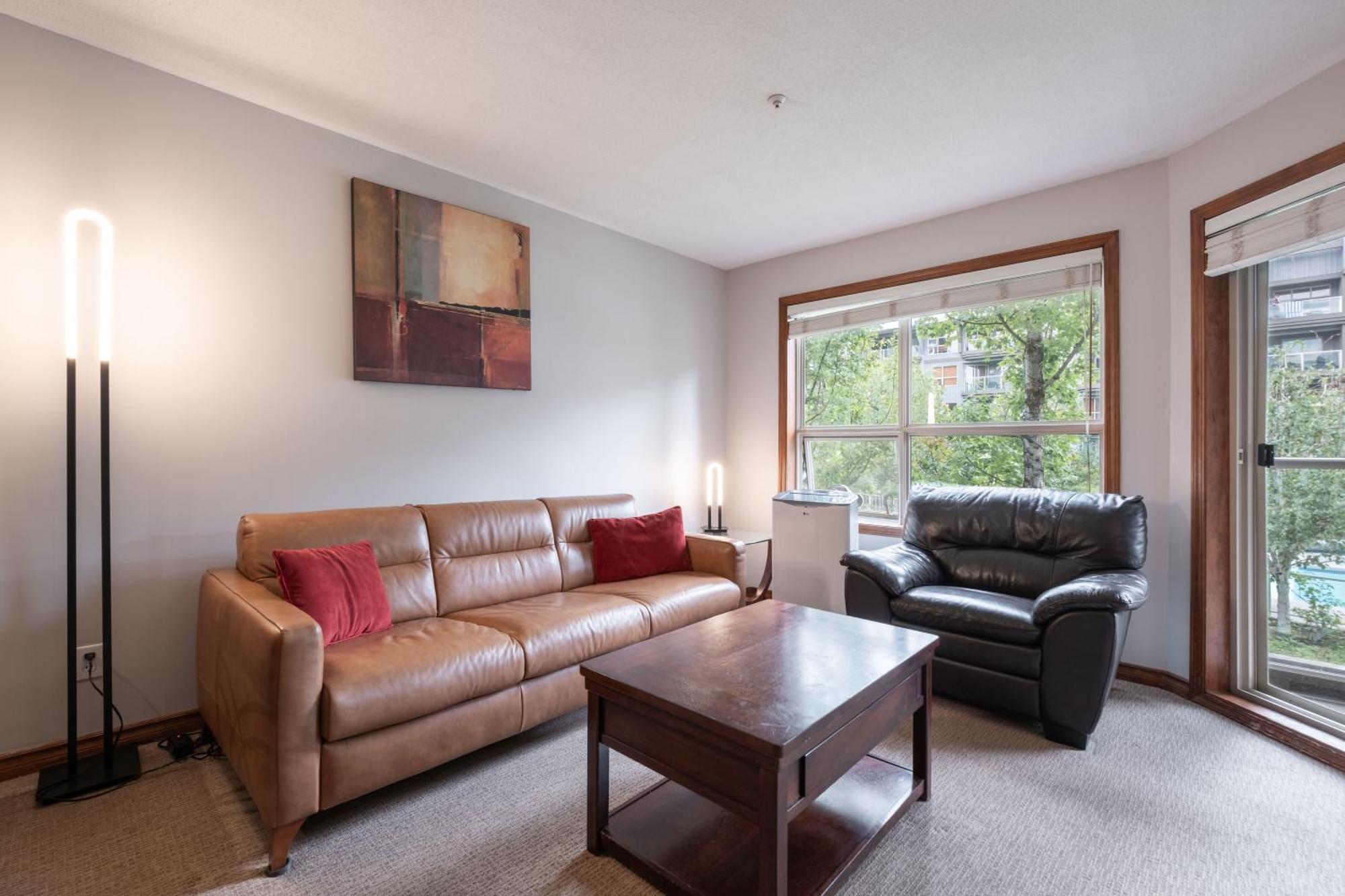 The Aspens By Outpost Whistler Villa ภายนอก รูปภาพ